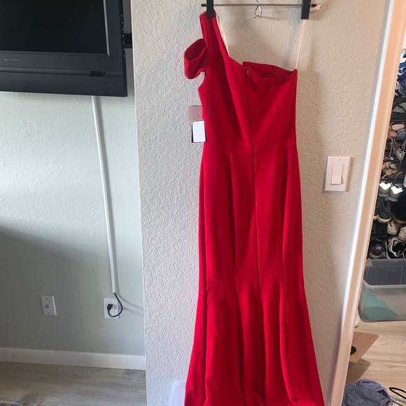 Betsey & Adam Red Gown - Never worn. NWT. - Picture 6 of 8